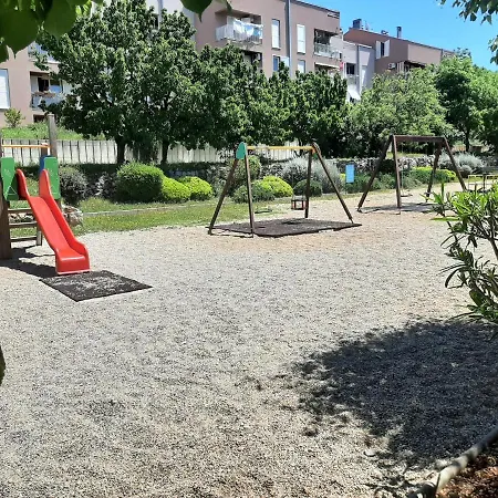 Apartment Adriatic, Cres Апартаменты